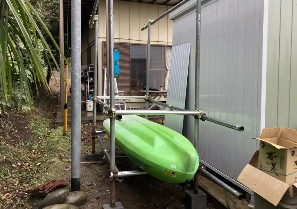 カヤック収納台DIY/自作単管パイクカヤック置き場/素人でも簡単に作れる大型収納ラック屋外屋根付き