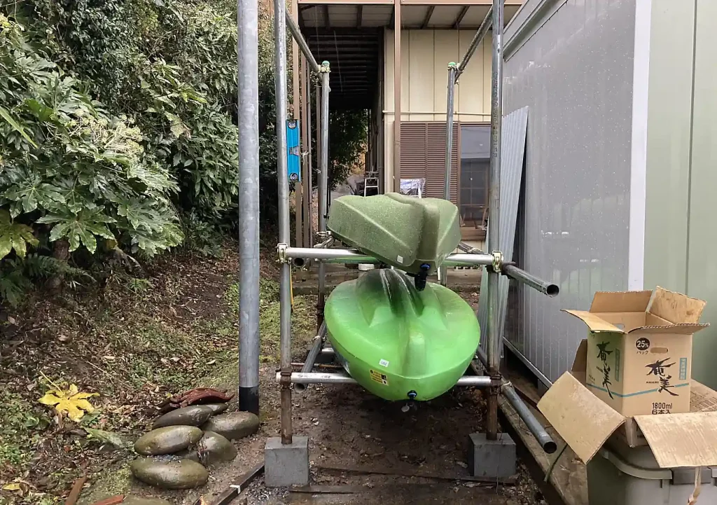 カヤック収納台DIY/自作単管パイクカヤック置き場/素人でも簡単に作れる大型収納ラック屋外屋根付き