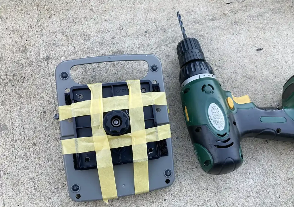 ホンデックスPS-611CN2／カヤック艤装（レイルブレイザ・ロータリープラットフォーム）／バイキングカヤック_プロフィッシュ45_忍_ニモ（取り付け方）固定方法／ネジorマジックテープ