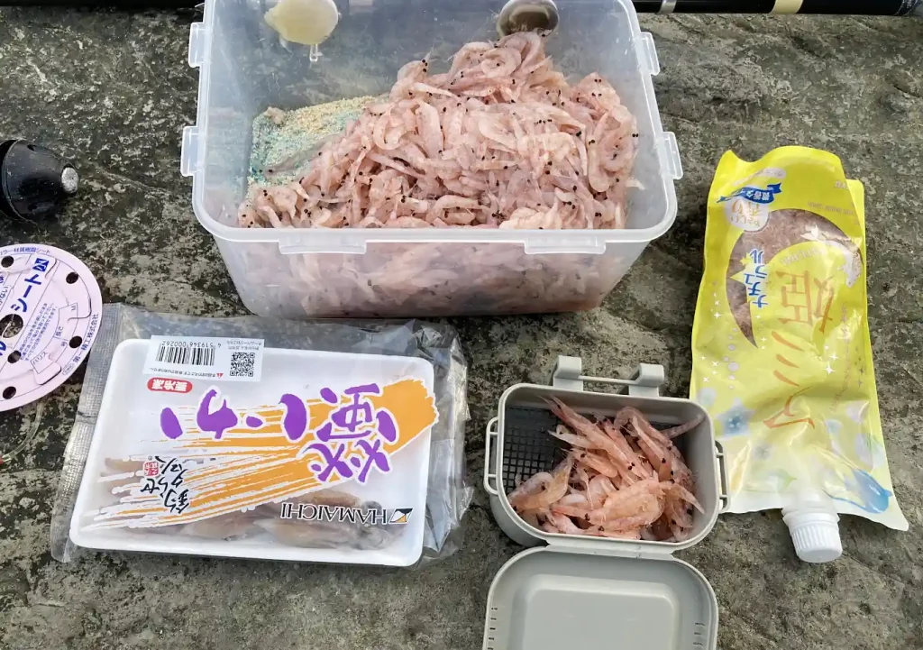 外房磯釣り（カゴ釣り）道具／餌と仕掛け／オキアミと集魚剤（メガブルー／アミ姫）／勝浦・鴨川釣果