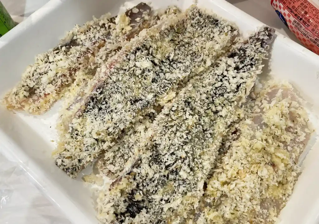 釣りレシピ/シマアジ・マダイ・メジナ・イサキ・ウマヅラハギ/アラの使い方/フライ・香草焼き・昆布締め皮引き