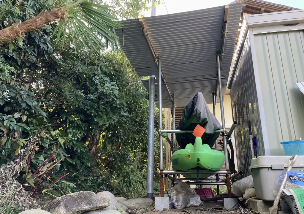 カヤックの置き場【簡単DIY】単管パイプにガルバリウム屋根を取り付ける/2艇(2段)雨・紫外線対策/アイテムと道具・工具切る(丸ノコ歯・ビス)